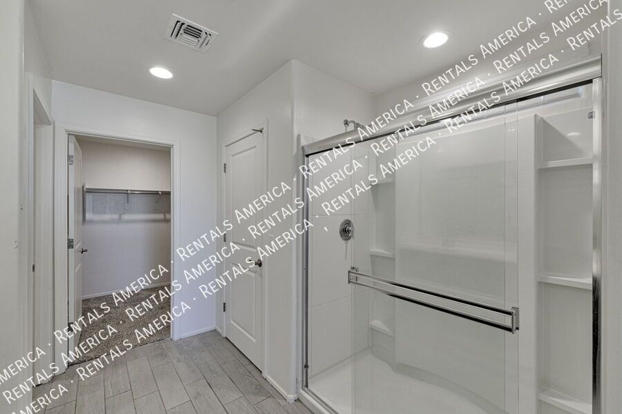 $500 Off May rent if M/I by April 4th property image