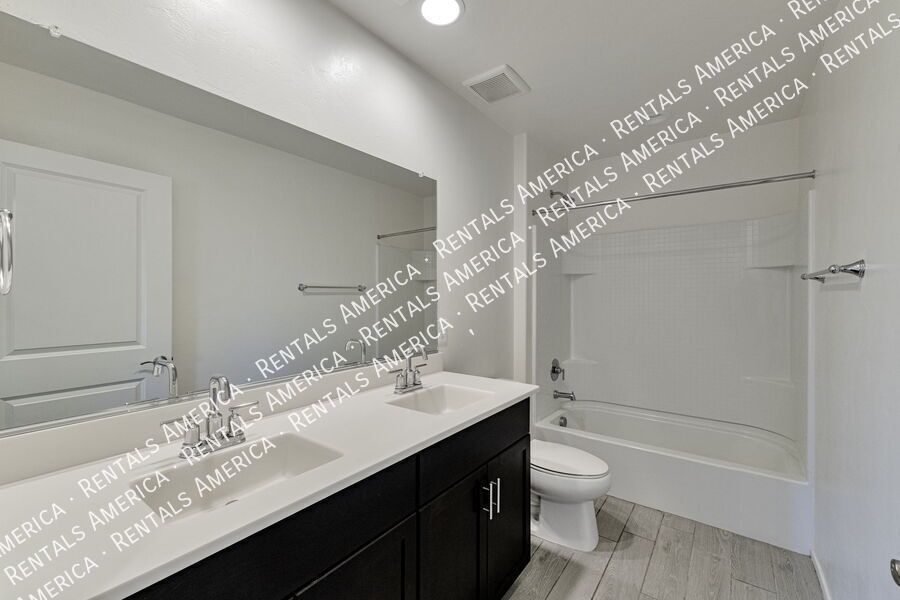 $500 Off May rent if M/I by April 4th property image