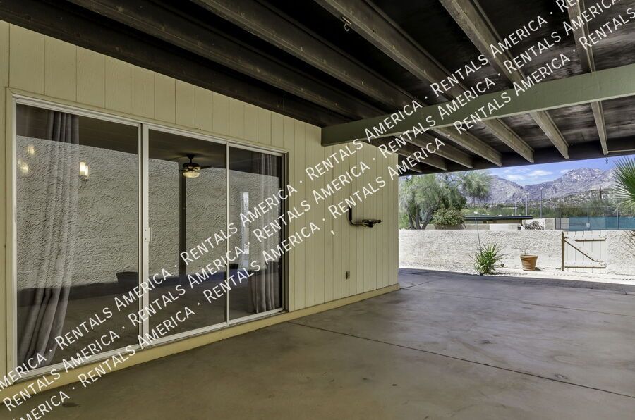 Gorgeous mountain views. property image