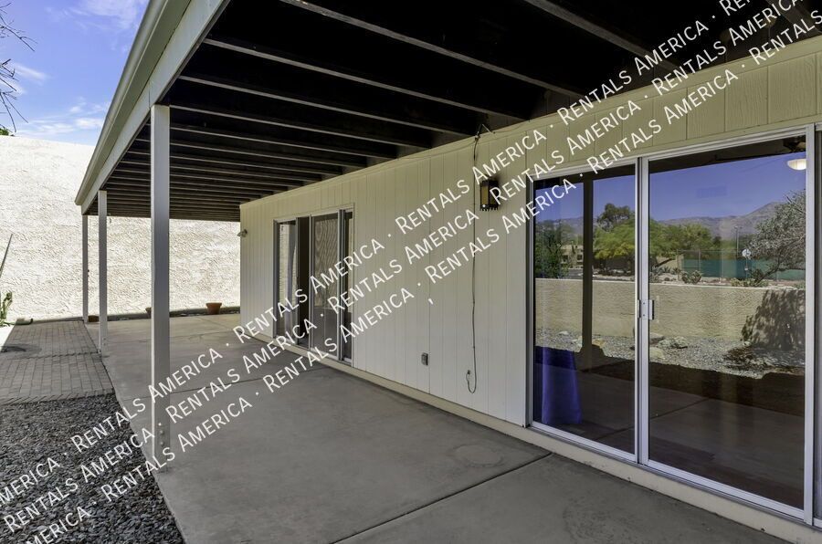 Gorgeous mountain views. property image