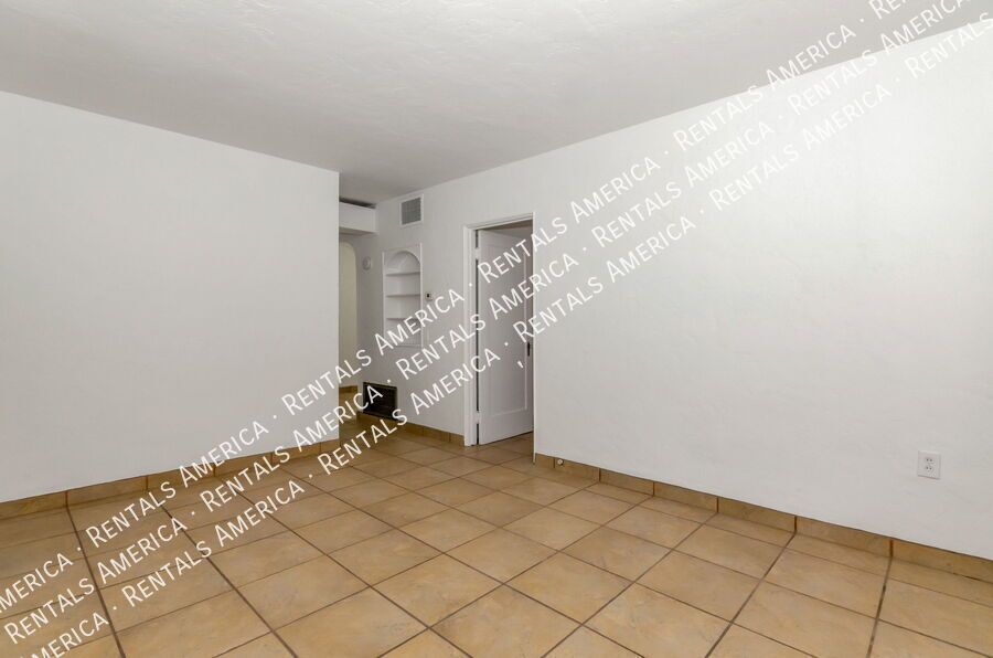 Great Location near the U of A! property image