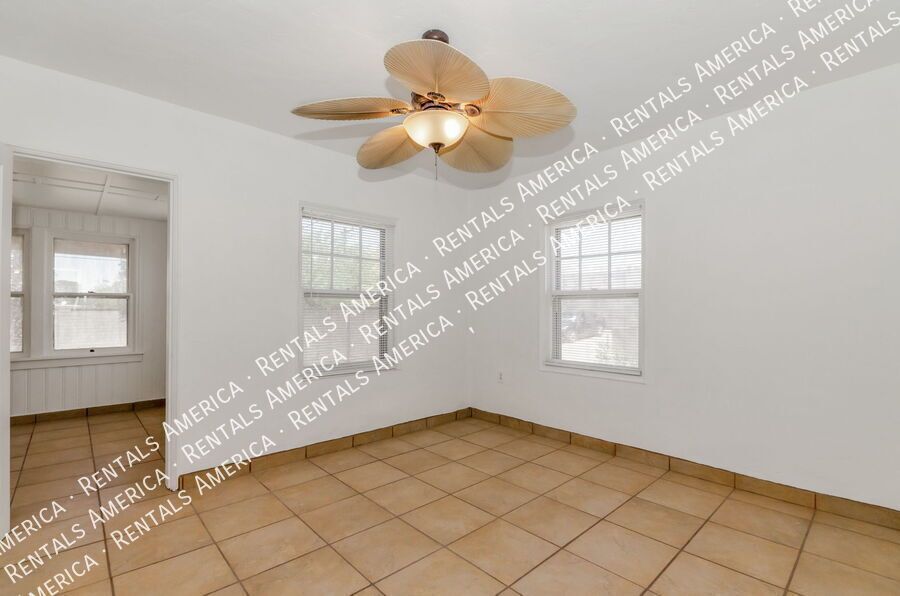 Great Location near the U of A! property image