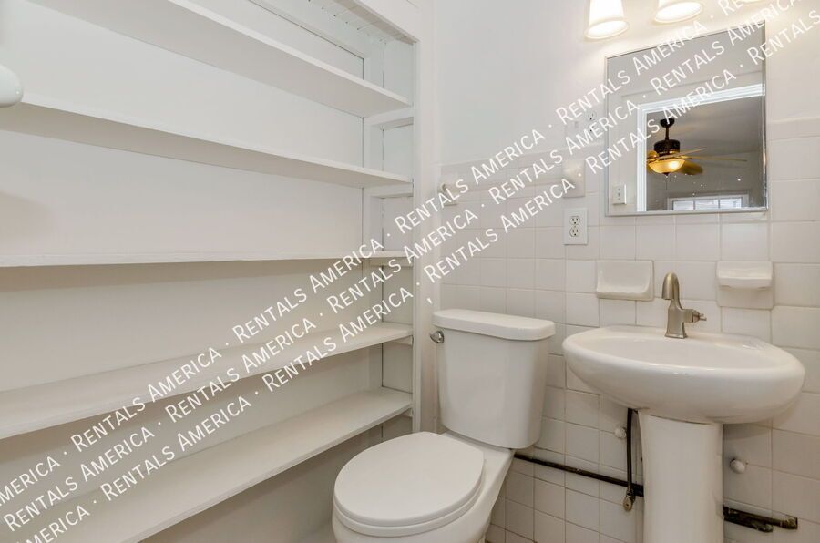 Great Location near the U of A! property image