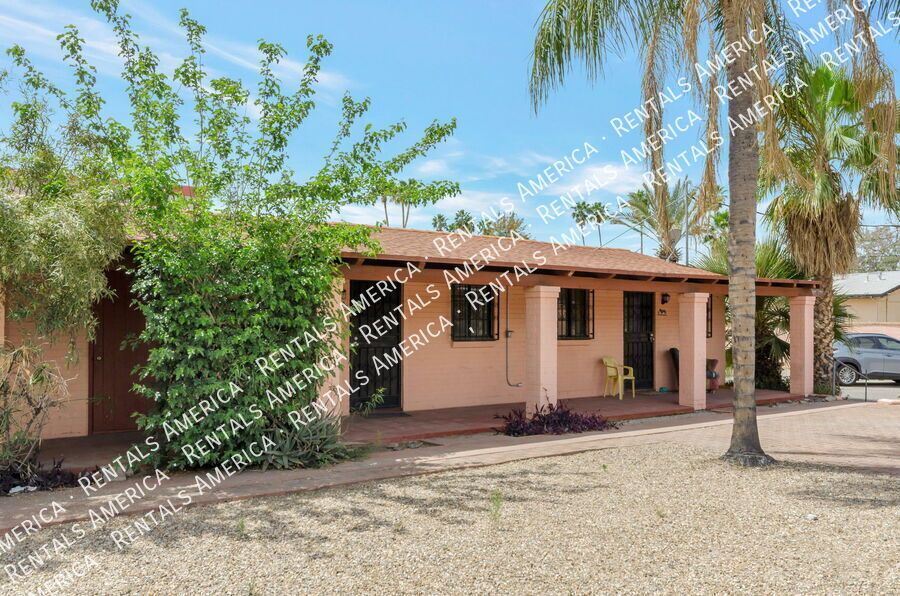 Studio -Single-Story with Concrete Floors property image