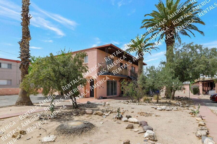 Studio -Single-Story with Concrete Floors property image