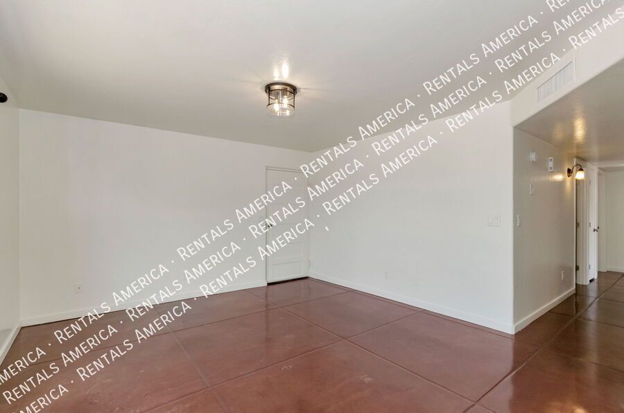 Newly renovated 3 Bedroom 2 Bath property image