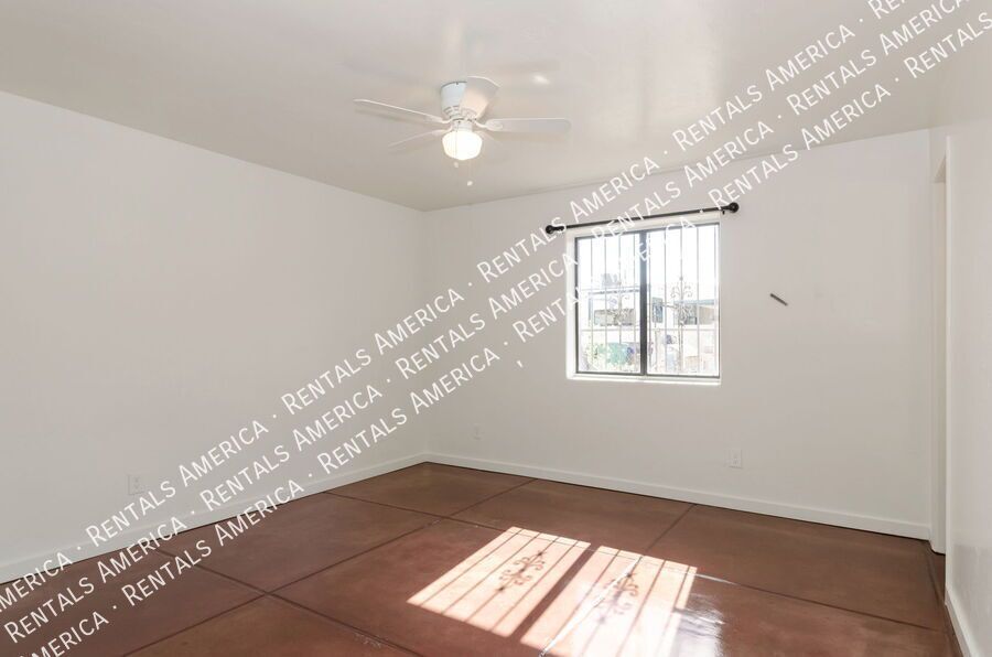 Newly renovated 3 Bedroom 2 Bath property image