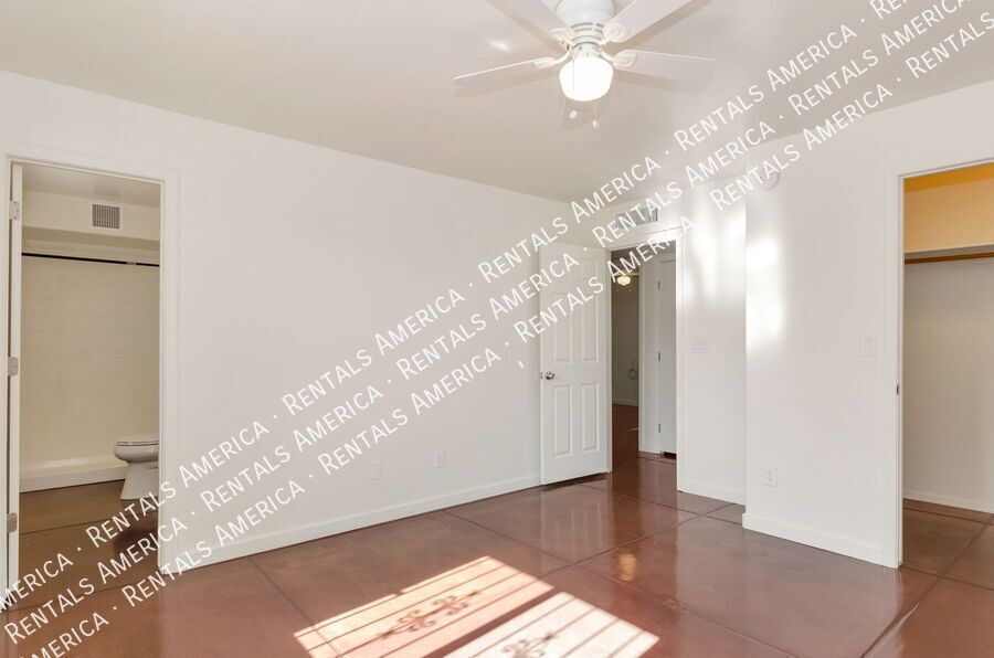 Newly renovated 3 Bedroom 2 Bath property image
