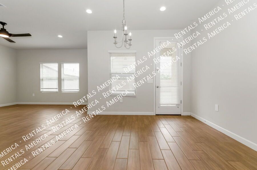 3 Bed / 2 Bath Home in Saguaro Bloom with Mountain Views + Amenities property image