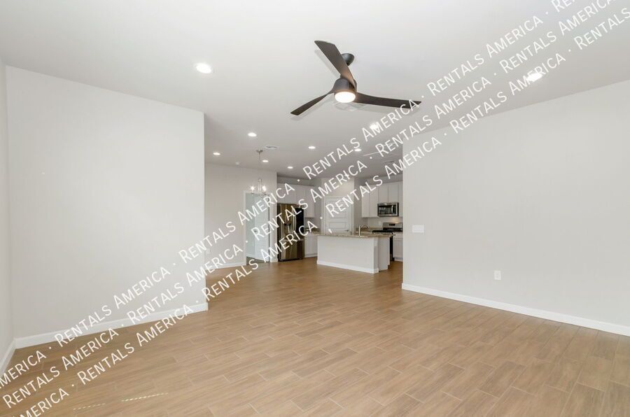 3 Bed / 2 Bath Home in Saguaro Bloom with Mountain Views + Amenities property image