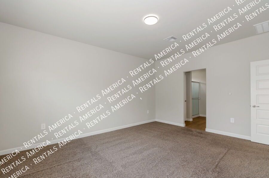 3 Bed / 2 Bath Home in Saguaro Bloom with Mountain Views + Amenities property image