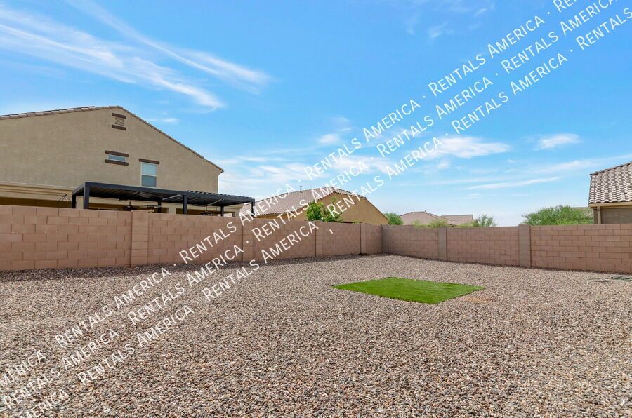 3 Bed / 2 Bath Home in Saguaro Bloom with Mountain Views + Amenities property image