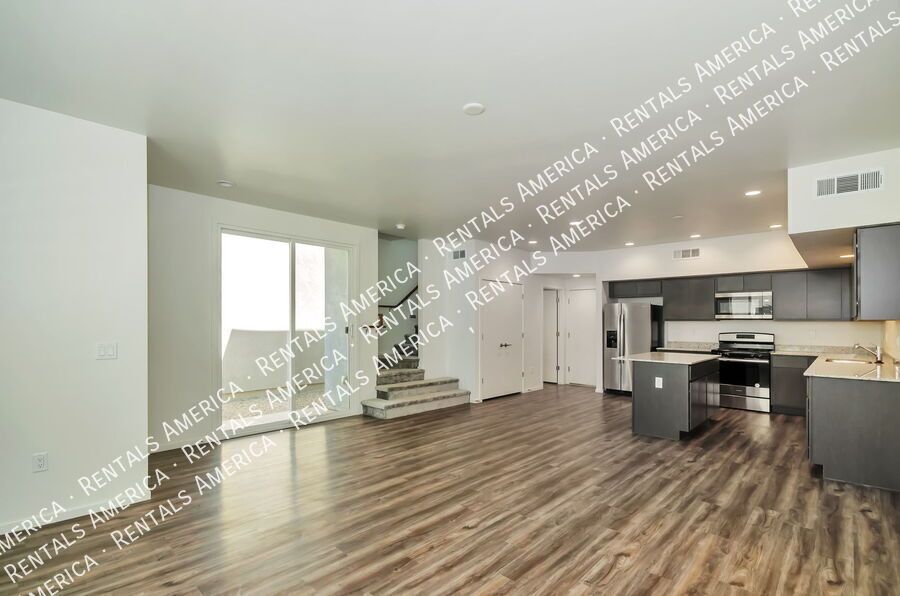 Move in Special -Corbett Village 3 bed, 2.5 bath property image
