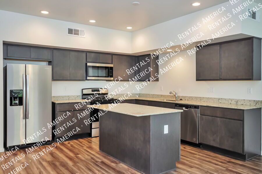 Move in Special -Corbett Village 3 bed, 2.5 bath property image