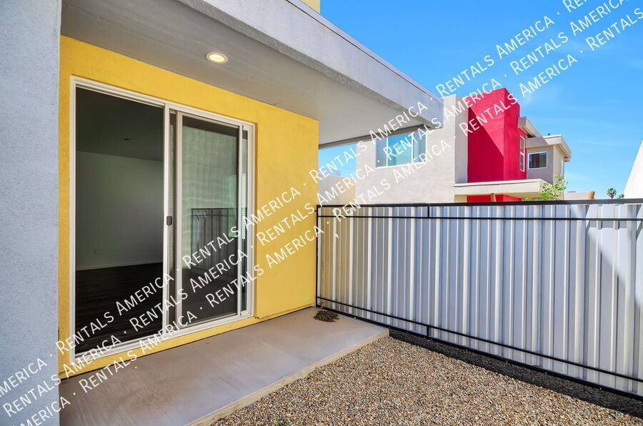 Move in Special -Corbett Village 3 bed, 2.5 bath property image