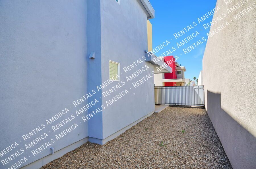 Move in Special -Corbett Village 3 bed, 2.5 bath property image