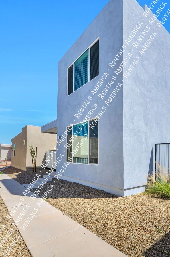 Move in Special -Corbett Village 3 bed, 2.5 bath property image