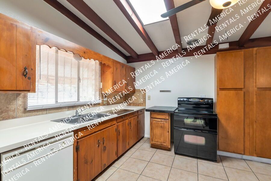 Central Tucson / Close to TMC! property image