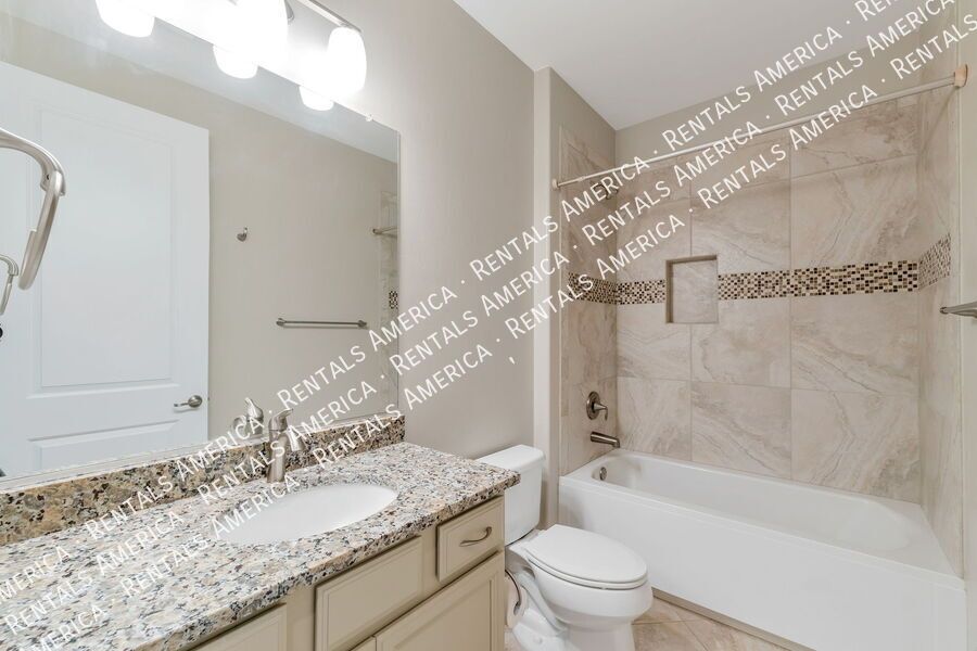 Beautiful home in gated Dove Mountain! property image