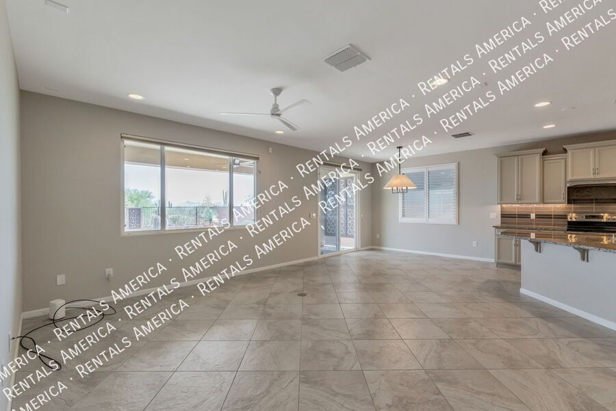Beautiful home in gated Dove Mountain! property image