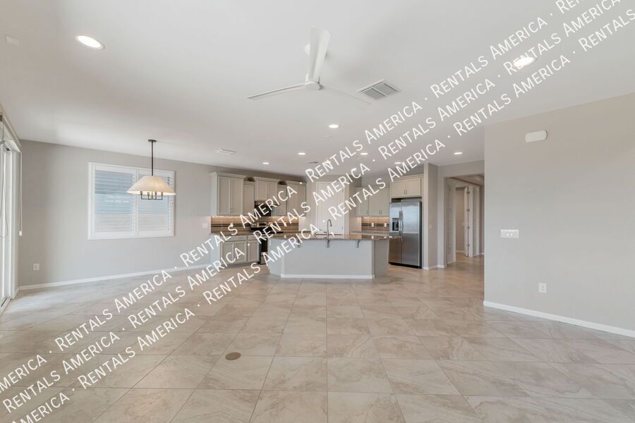 Beautiful home in gated Dove Mountain! property image