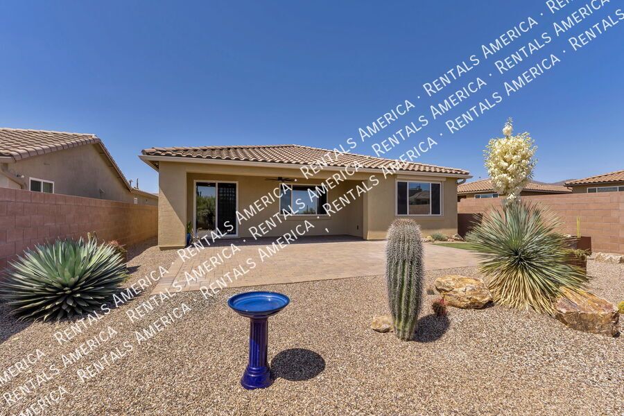 Beautiful home in gated Dove Mountain! property image