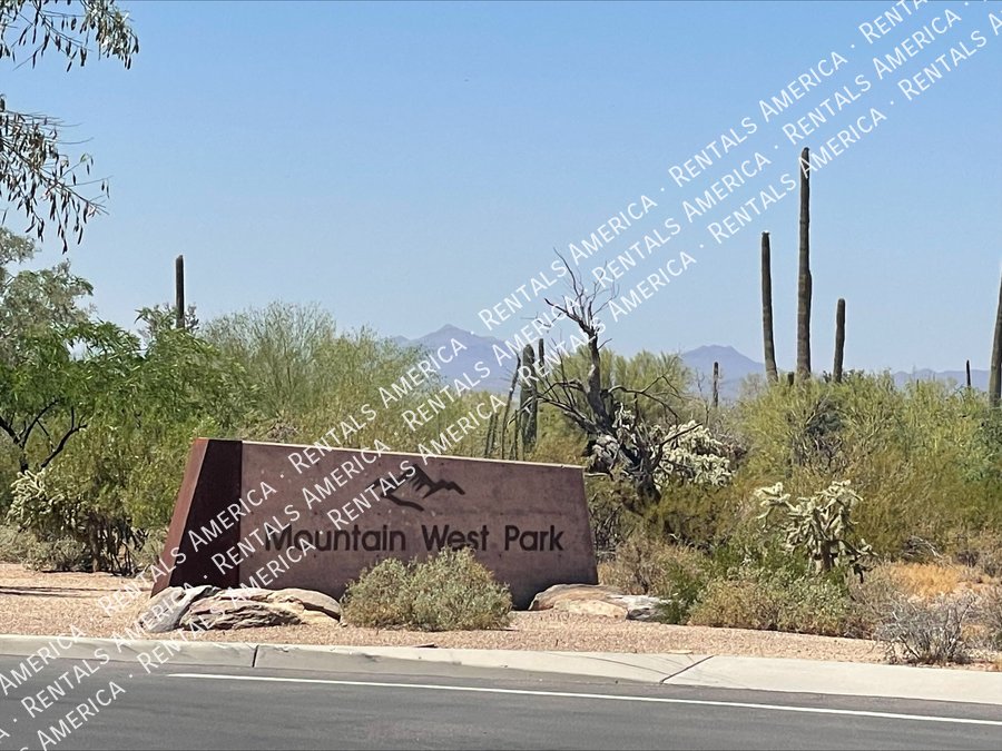 Beautiful home in gated Dove Mountain! property image