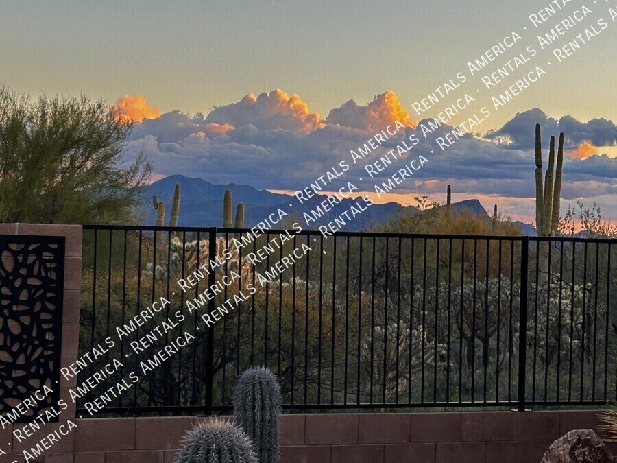 Beautiful home in gated Dove Mountain! property image
