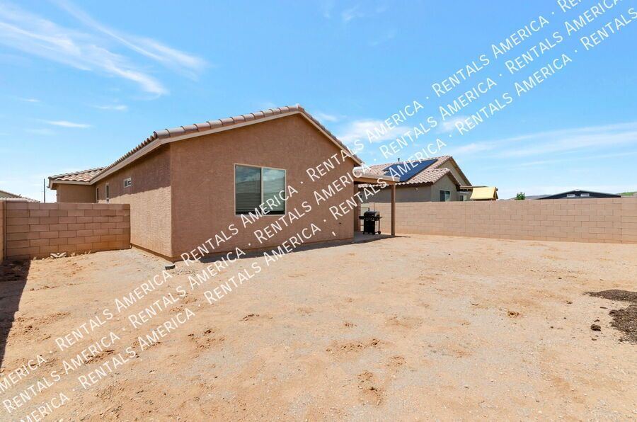 Beautiful home in Camino Verde! property image