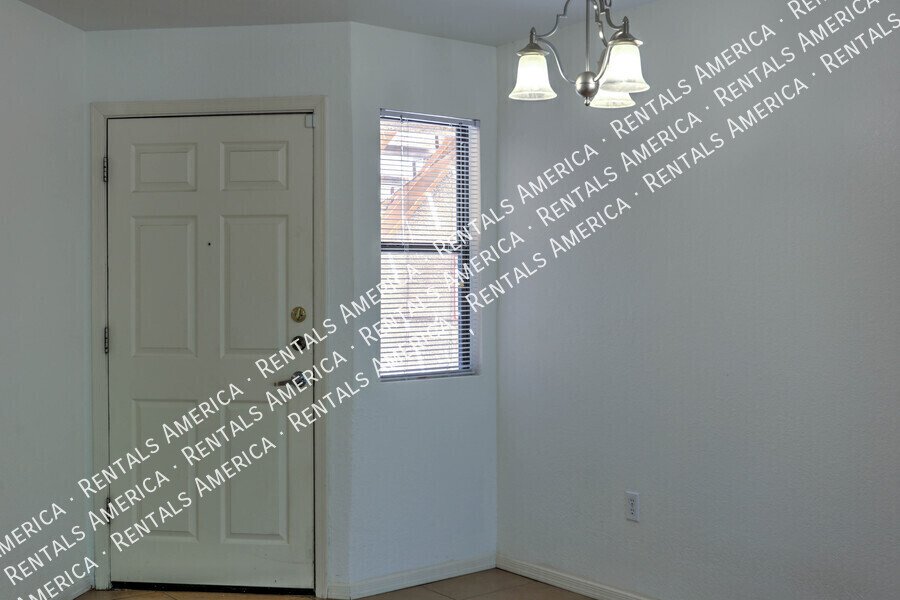 Beautiful 2/2 Foothills Condo in Gated Villas at Sabino Canyon! property image