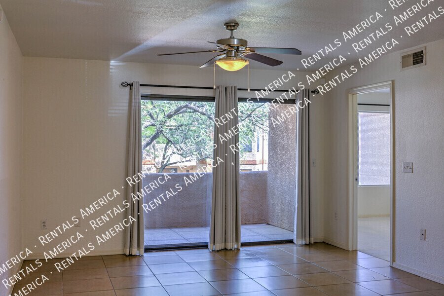 Beautiful 2/2 Foothills Condo in Gated Villas at Sabino Canyon! property image
