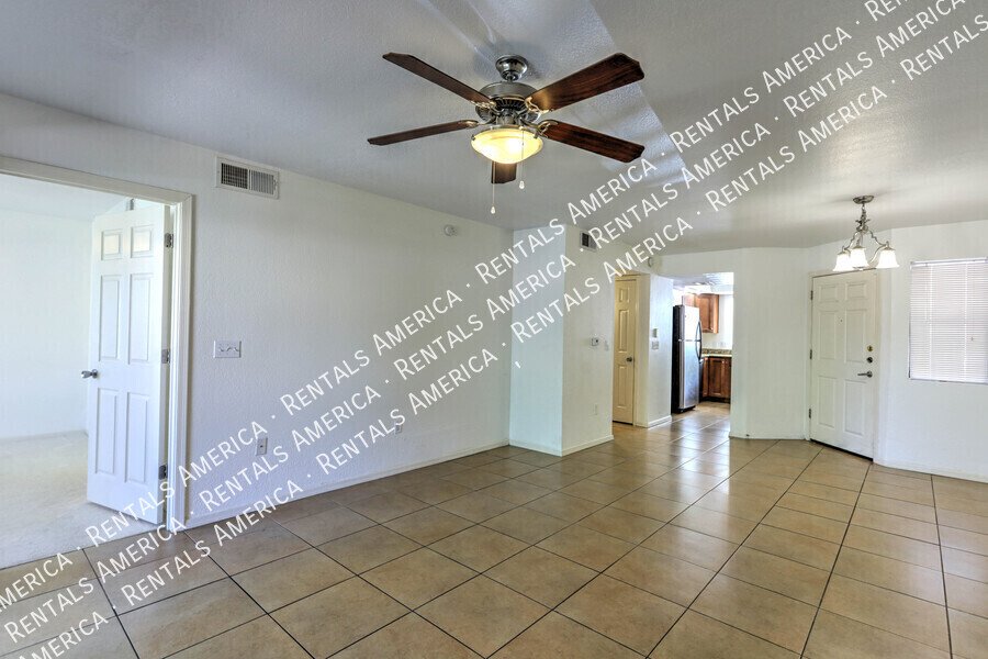 Beautiful 2/2 Foothills Condo in Gated Villas at Sabino Canyon! property image