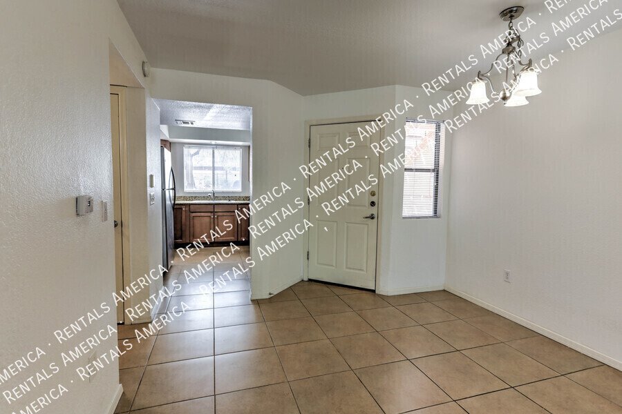 Beautiful 2/2 Foothills Condo in Gated Villas at Sabino Canyon! property image