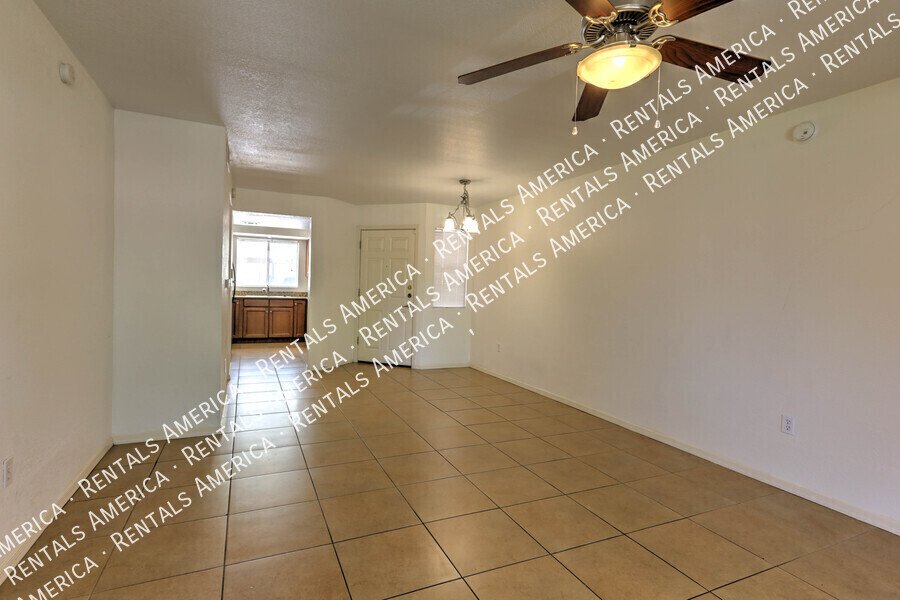 Beautiful 2/2 Foothills Condo in Gated Villas at Sabino Canyon! property image