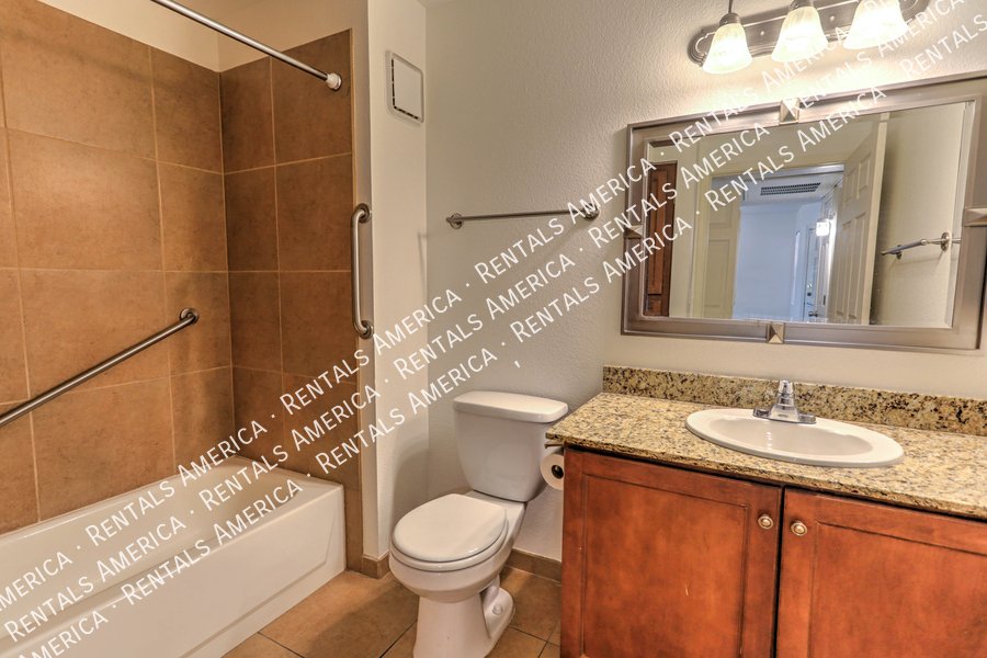 Beautiful 2/2 Foothills Condo in Gated Villas at Sabino Canyon! property image