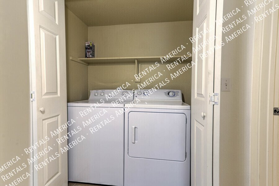 Beautiful 2/2 Foothills Condo in Gated Villas at Sabino Canyon! property image