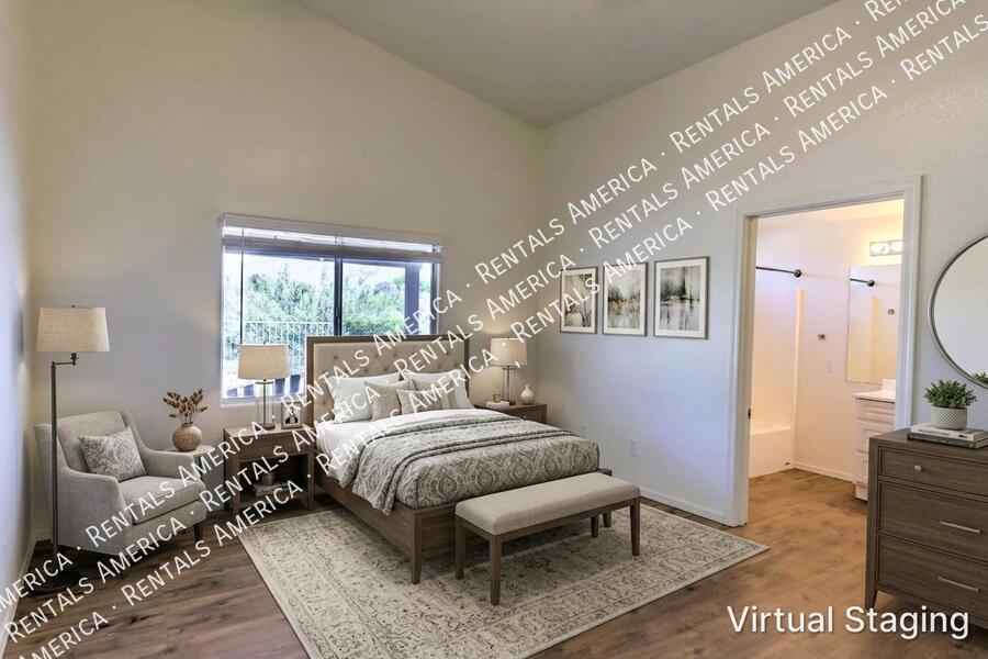 Modern and bright open-concept 3/2 Home property image