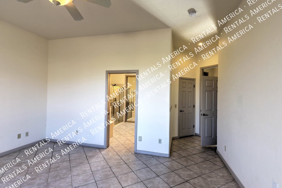 Stunning 3/2 Home with Amazing Mountain Views!! property image