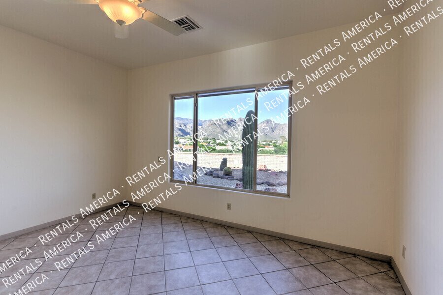 Stunning 3/2 Home with Amazing Mountain Views!! property image