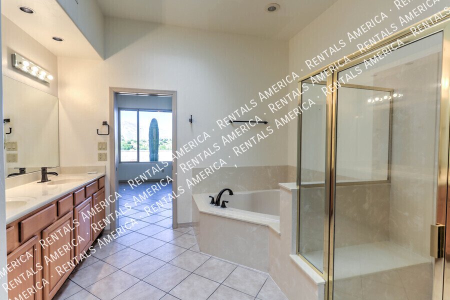 Stunning 3/2 Home with Amazing Mountain Views!! property image