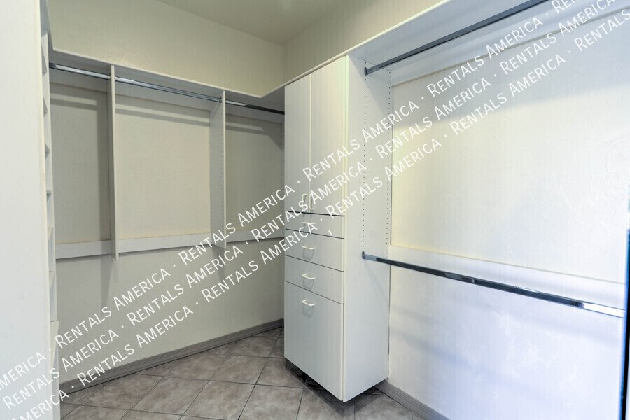 Stunning 3/2 Home with Amazing Mountain Views!! property image