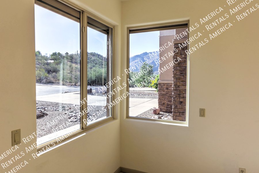 Stunning 3/2 Home with Amazing Mountain Views!! property image