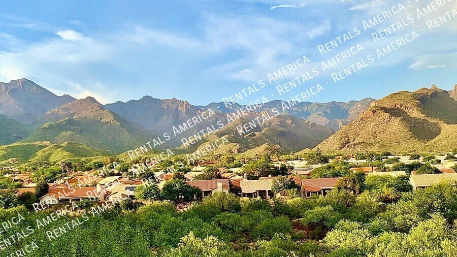 Stunning 3/2 Home with Amazing Mountain Views!! property image