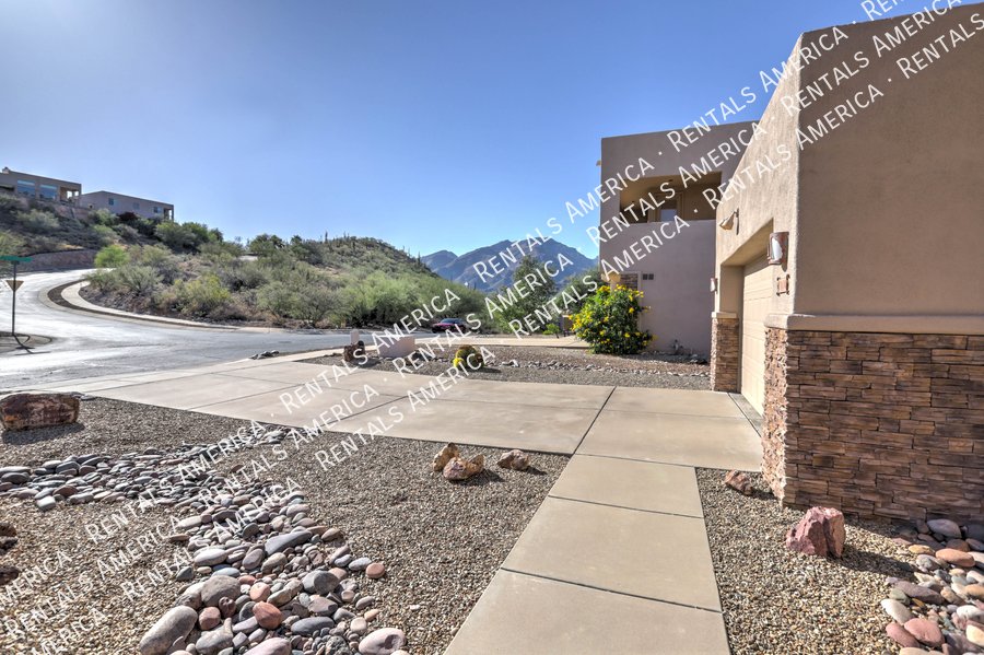 Stunning 3/2 Home with Amazing Mountain Views!! property image