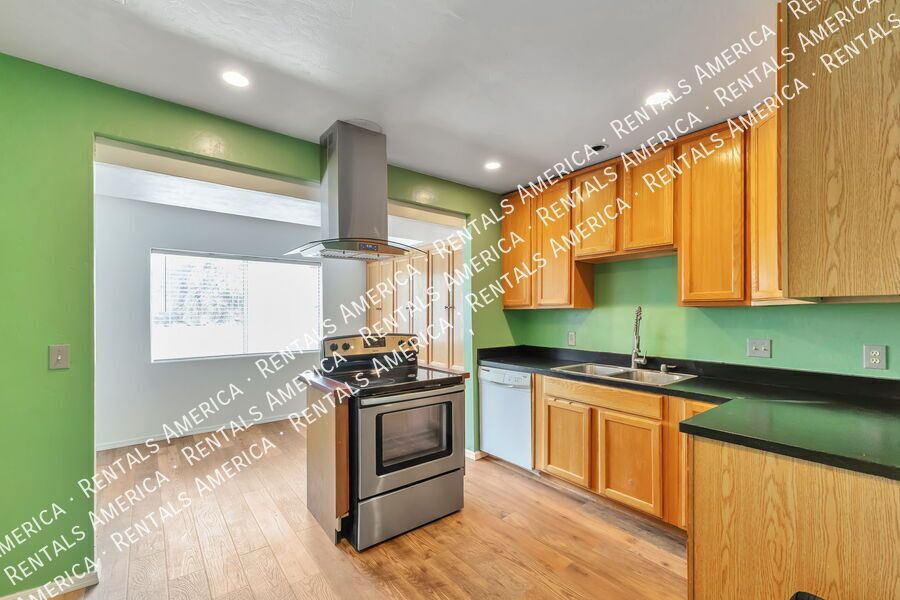 Charming home in the Three Points area property image