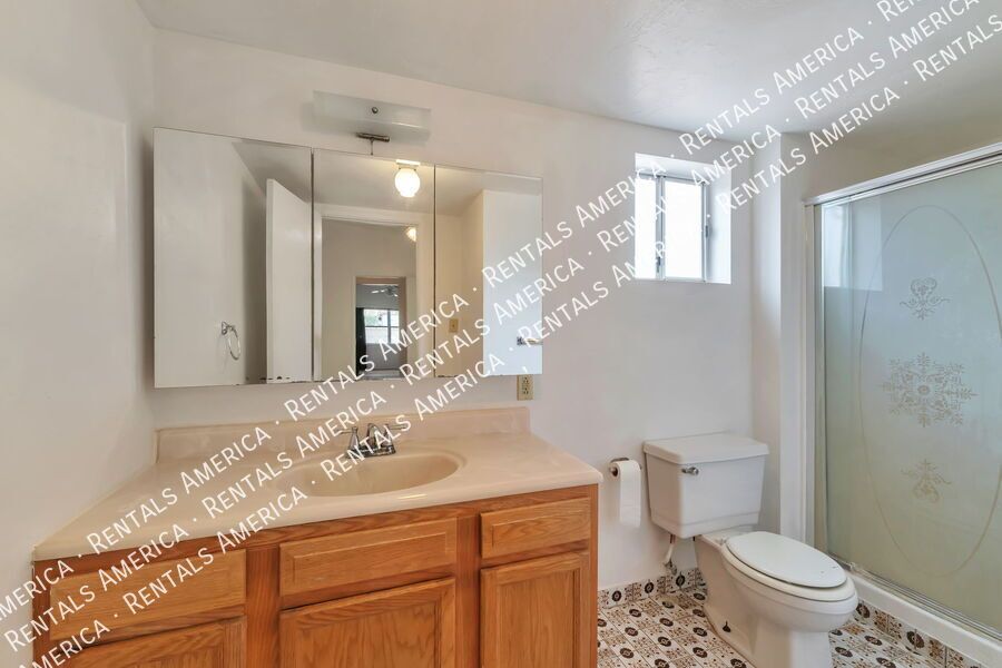 Charming home in the Three Points area property image