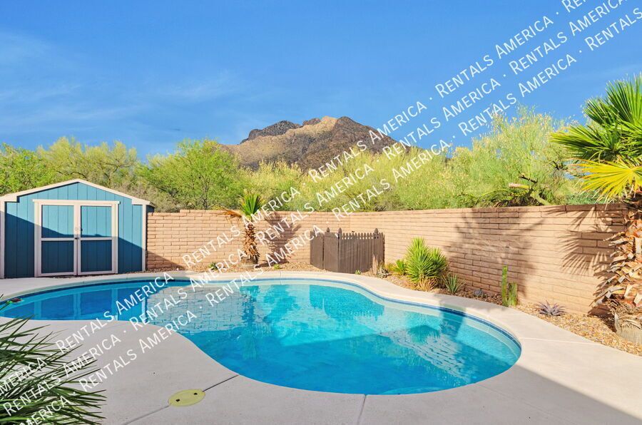 Updated Oro Valley with views from the pool! property image