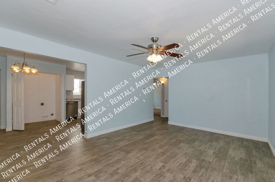3 Bedroom 2 bath home in Tucson's Speedway Park neighborhood property image