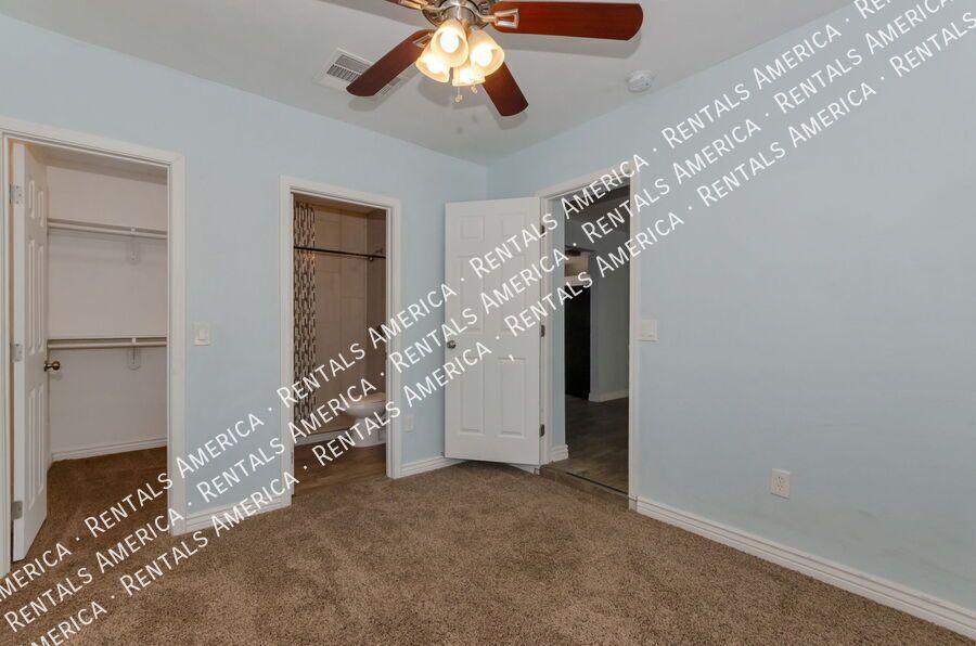 3 Bedroom 2 bath home in Tucson's Speedway Park neighborhood property image