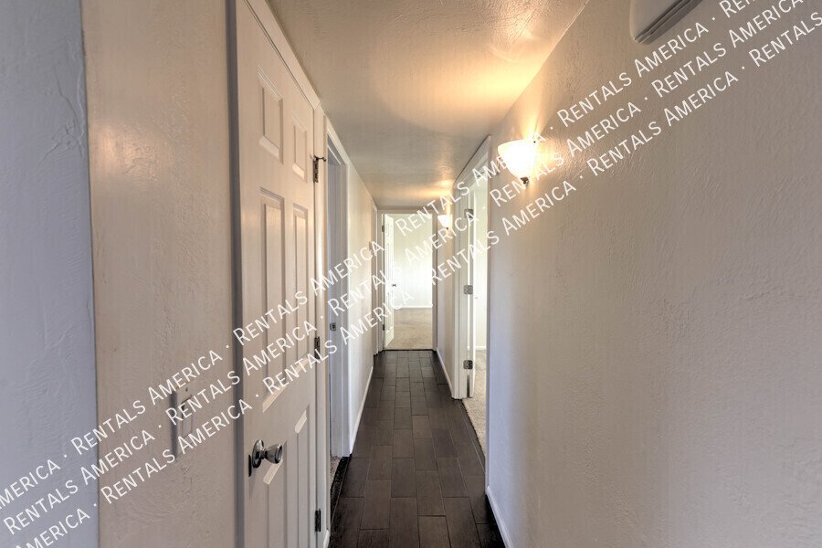 Beautiful 3/2 bedroom home with POOL property image